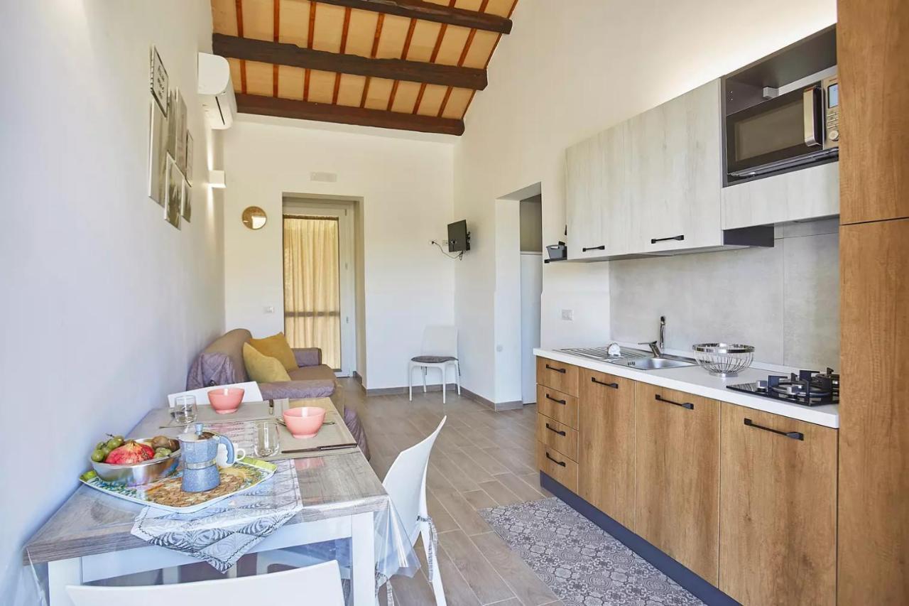 Casale Sammartano Apartments Ummari エクステリア 写真