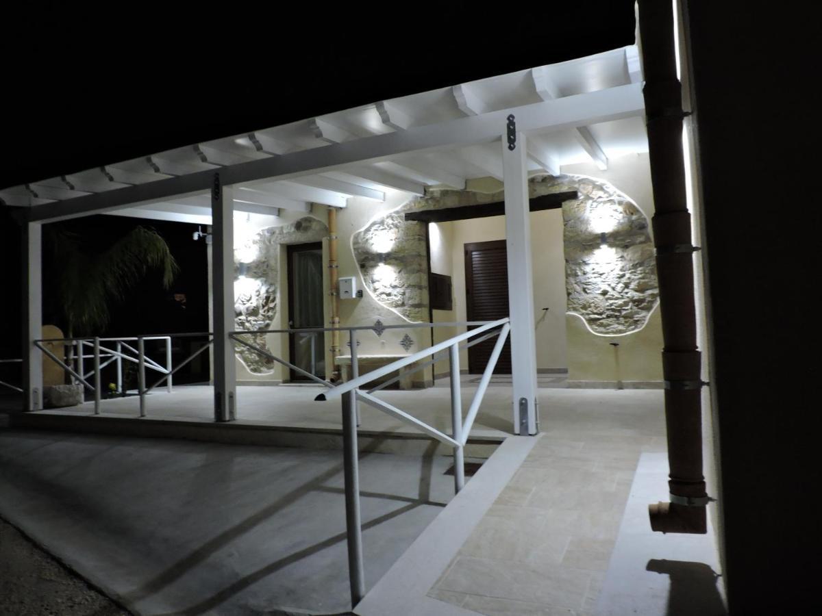 Casale Sammartano Apartments Ummari エクステリア 写真