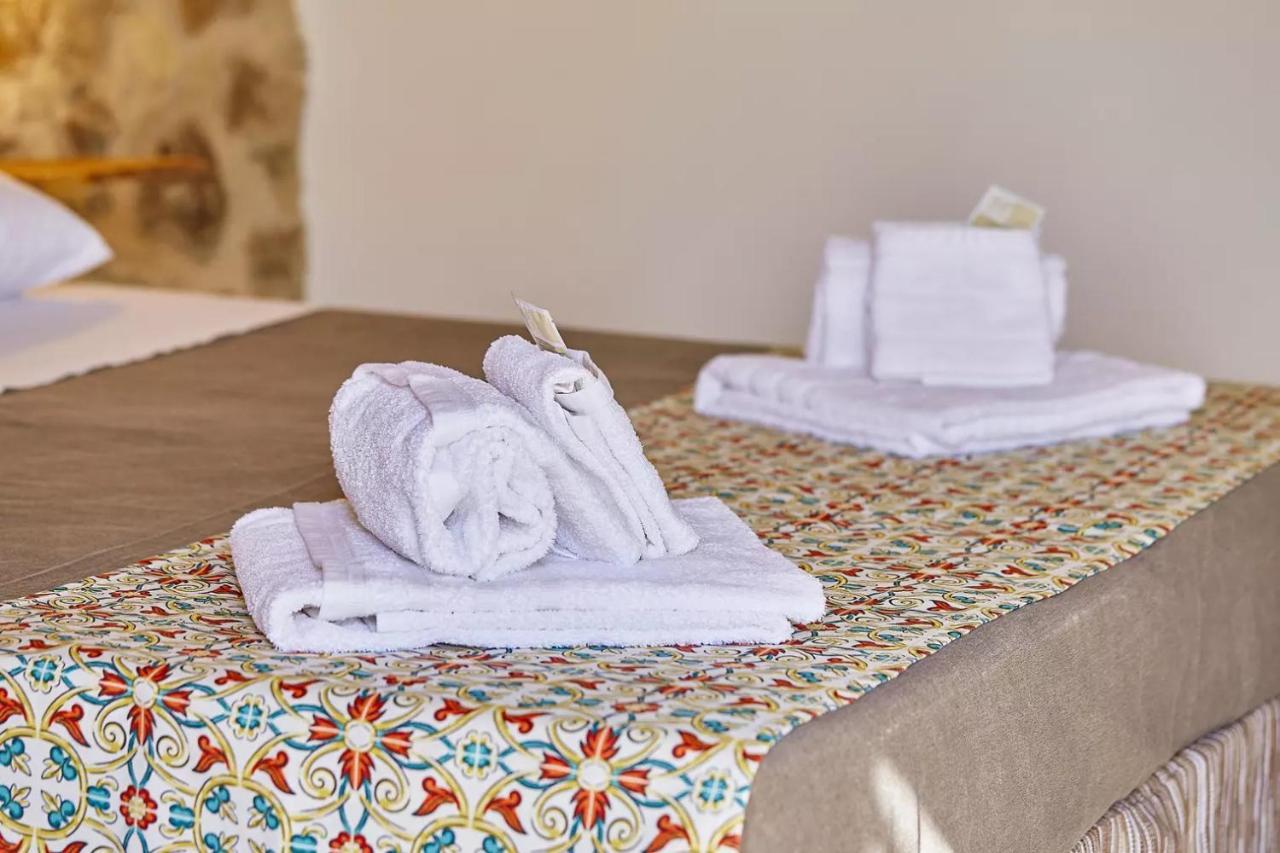 Casale Sammartano Apartments Ummari エクステリア 写真