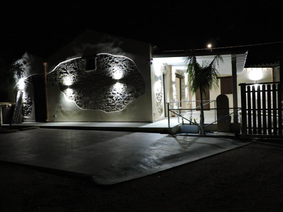 Casale Sammartano Apartments Ummari エクステリア 写真